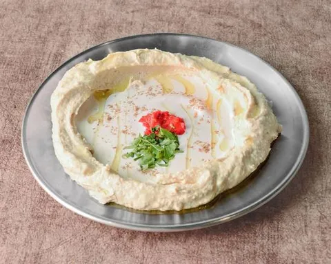 Hummus clásico con aceite de oliva